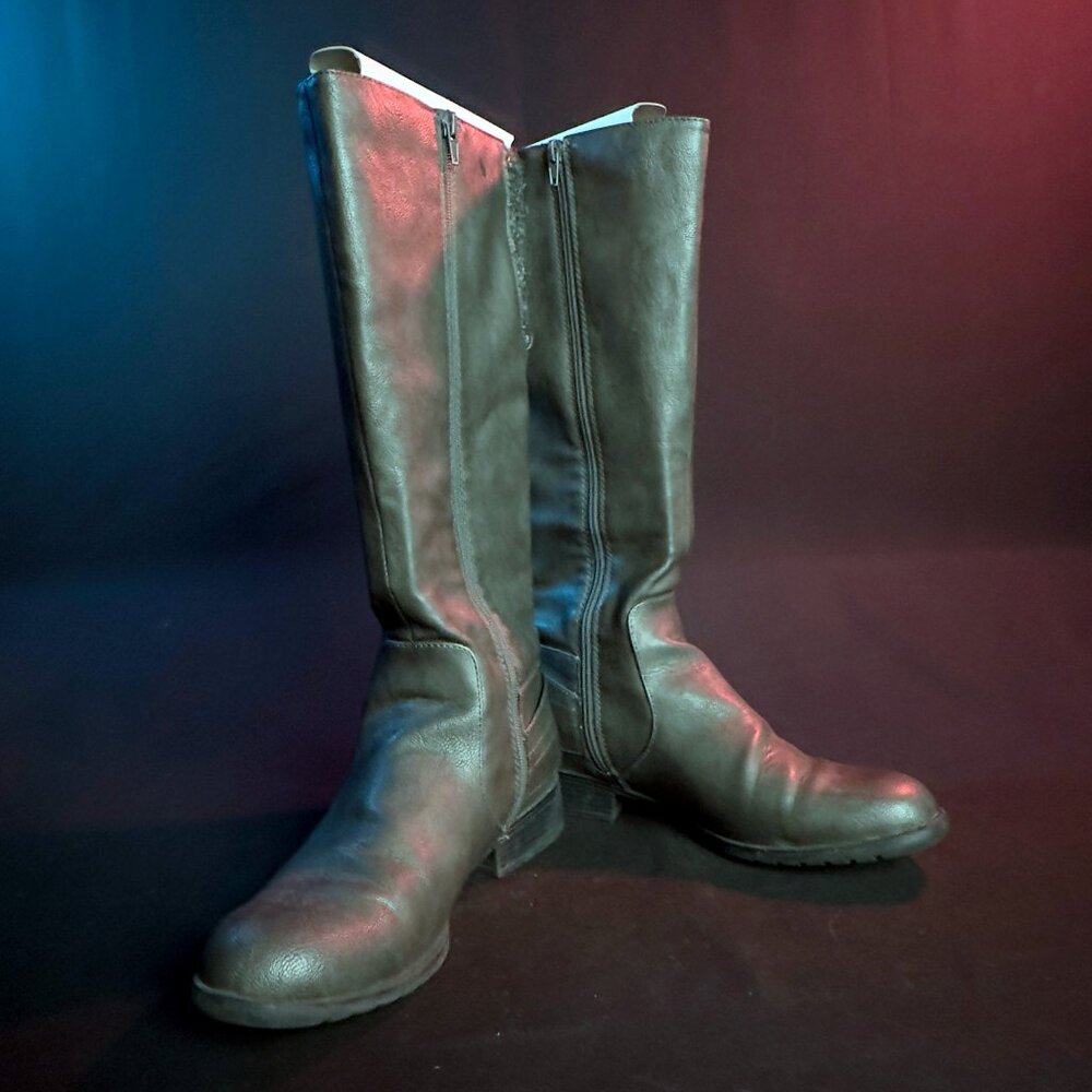 LIFE STRIDE Xandy Grey Boots - size 11